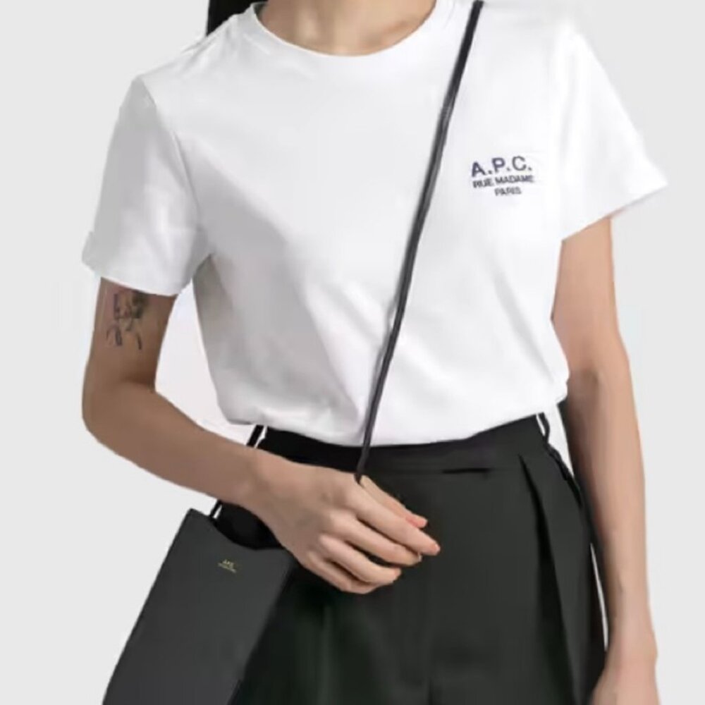 BRAND NEW WITH TAGS: APC Jamie Neck Pouch Crossbody bag in smooth black - Picture 3 of 5